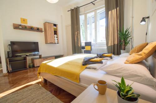 Studio by Main Square Rotkvarija Novi Sad stan na dan smestaj apartmani Agoda